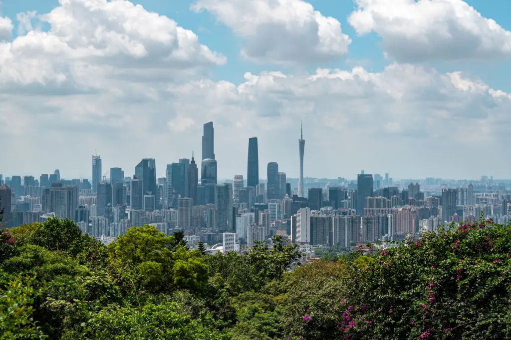 2025年智能家电技术趋势：厨房小电集成化与能效升级方向分析